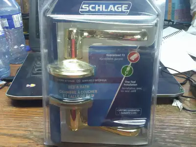 Schlage Bed and Bath door handles. Not locking handles 3 for sale 20 dollars for one and 50 dollars...