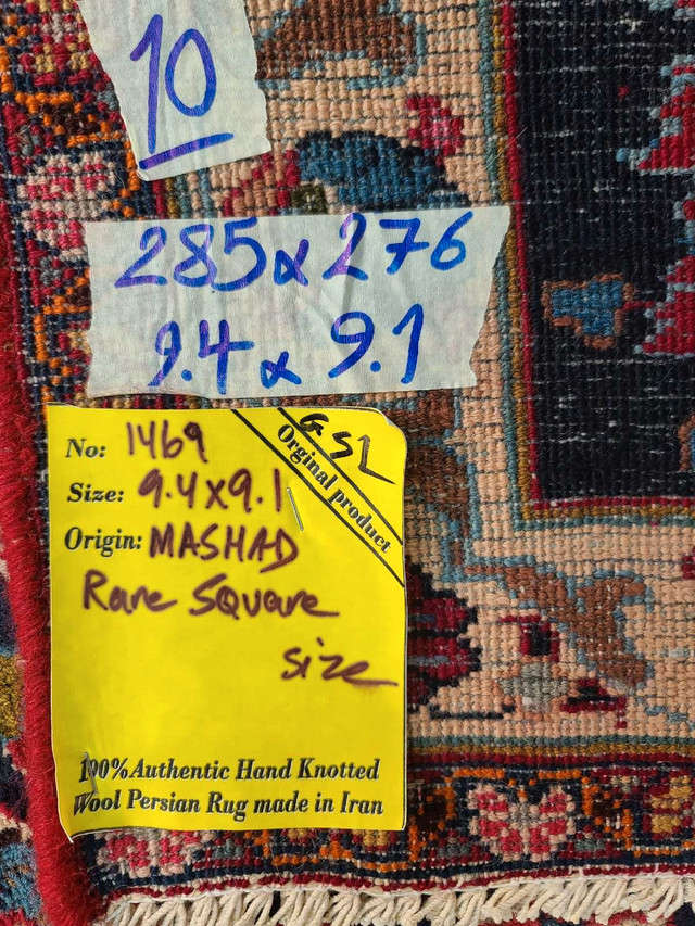 Square persian rug mashhad in Rugs, Carpets & Runners in Markham / York Region - Image 3