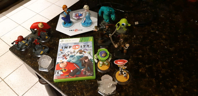 Disney infinity, jeux disney infinity xbox 360, reine des neiges dans Jouets et jeux  à Laval/Rive Nord