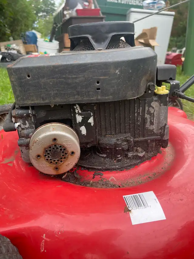 Yard Machines Lawn Mower in Lawnmowers & Leaf Blowers in Annapolis Valley - Image 5