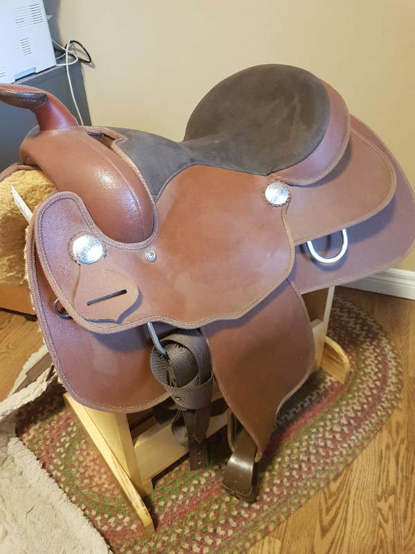 Western saddle in Equestrian & Livestock Accessories in North Bay