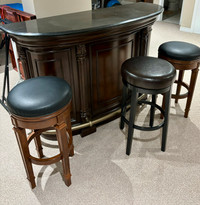 Luxury wood bar cabinet set