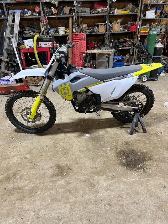 2023 Husqvarna FC250 in Dirt Bikes & Motocross in Moose Jaw - Image 6