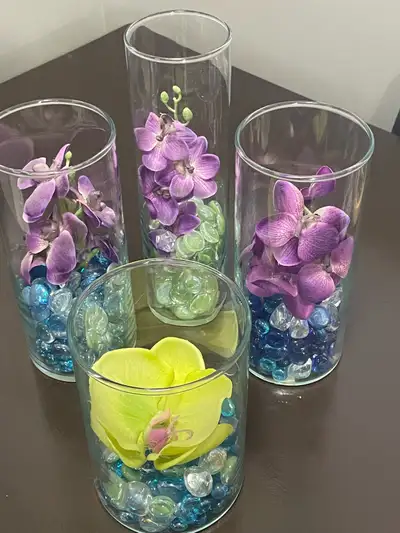 SET OF 4 GLASS VASES WITH FLOWERS AND CRYSTALS , View more