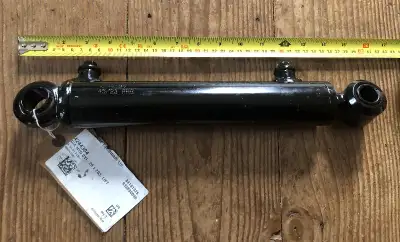 New Hydraulic Lift Cylinder Part No. 4244304 for Front & Rear Lift Rotary Trim Mower, Kubota 062801-...