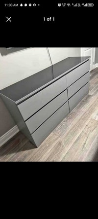 Solid wood Dresser Available for sell Mississauga / Peel Region Toronto (GTA) Preview