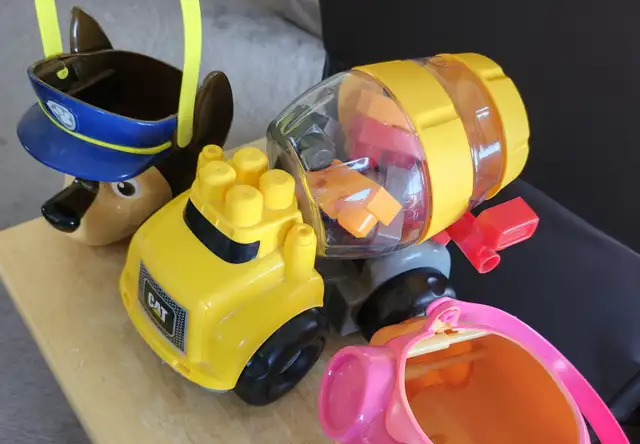 PAW Patrol Buckets & Duplo Concrete Mixer Truck in Toys & Games in Calgary - Image 5