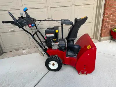 TORO 826 OE 24 “ SNOWBLOWER, View more