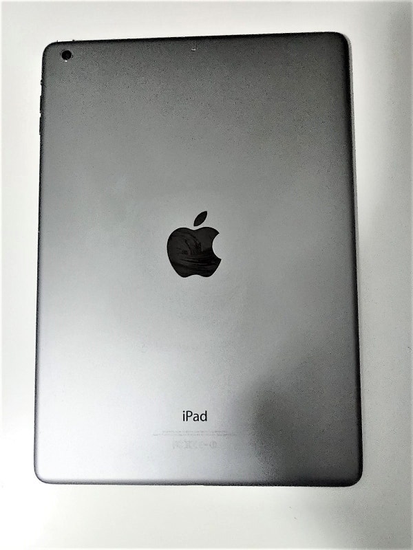 Apple iPad Air's 16GB WiFi Black iPads & Tablets Kitchener