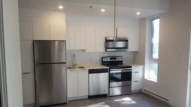 3 1/2 à louer electros inclus