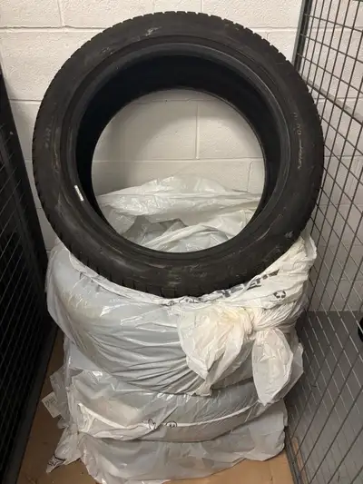 Get this set of snow tires for 60% off the cost of buying them new (4K$ @CTire). Lease ended on Infi...