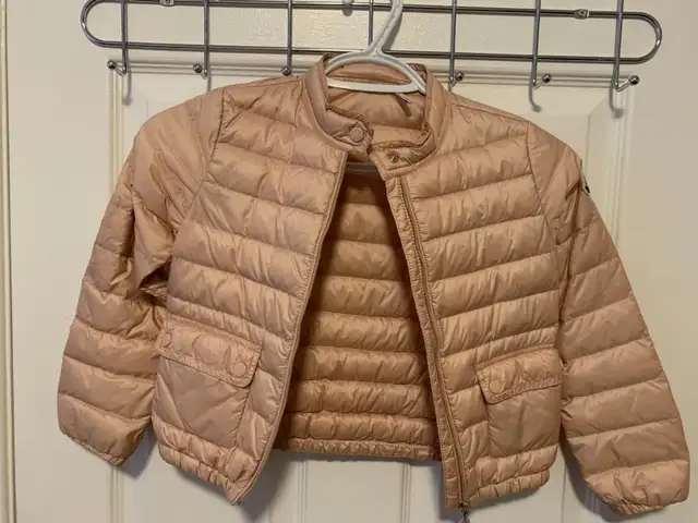 Kids winter jacket in Kids & Youth in Markham / York Region - Image 4