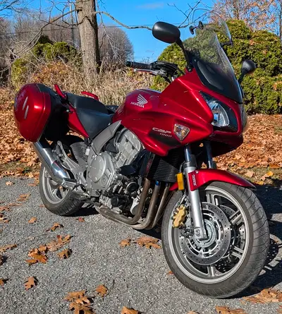 Selling my valued 2009 CBF1000 with the low 10828km on it, will come with everything i have for it....