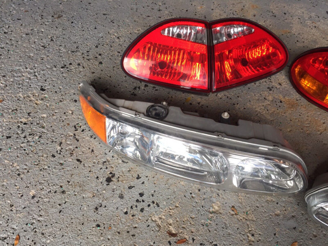 Oldsmobile Alero Lights in Other in Mississauga / Peel Region - Image 2