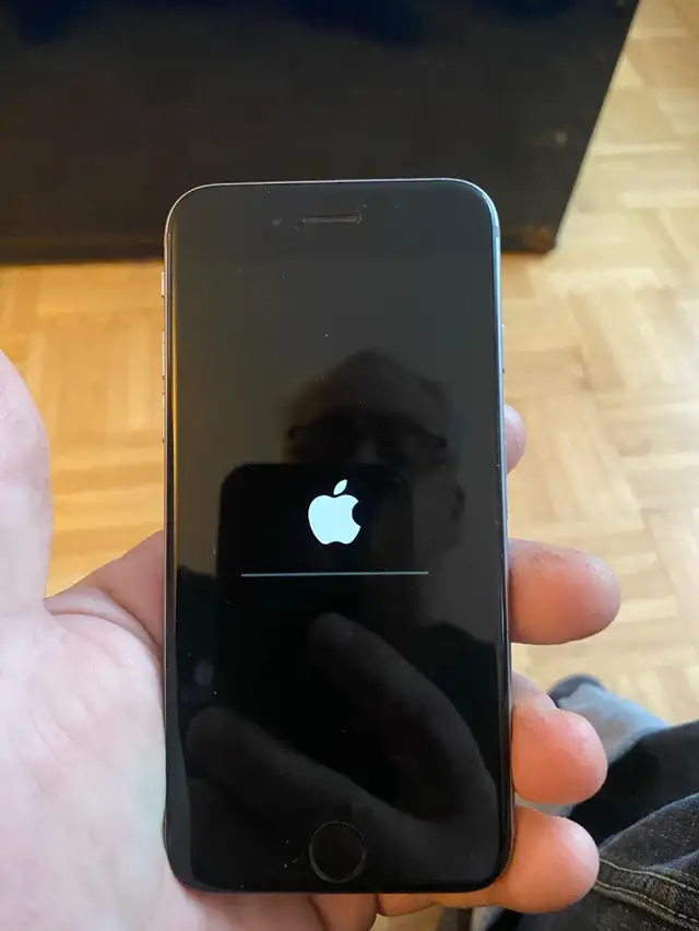 iPhone 6 in Cell Phones in Lévis - Image 3