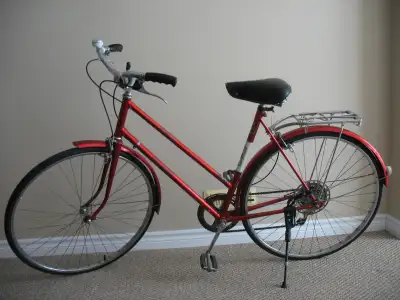 VINTAGE LADIES' 5 SPEED BICYCLE, ACCESSORIES + PUMP, View more