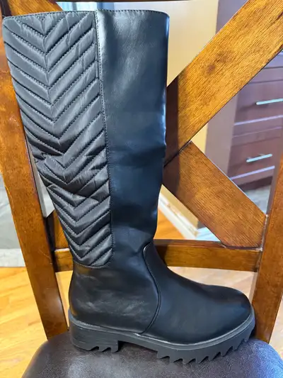 Women’s Boots, View more