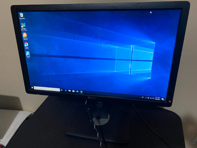 Used 20” Dell P2012Ht LCD Monitor with HDMI for Sale in Monitors in Guelph