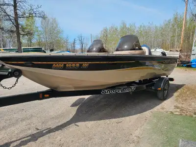 2003 Crestliner 1750 c/w Yamaha 115 four stroke and shorelander trailer. Both the boat and motor are...