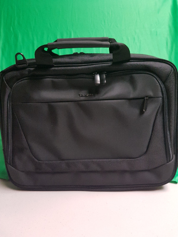 Targus Laptop Bag in Laptop Accessories in Windsor Region - Image 3