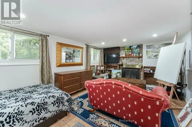 Private room  for Rent in Burlington Appleby / New St. May 1st