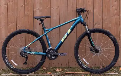 Gt Available In excellent condition 27.5 wheels , View more