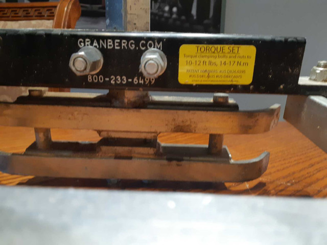 Granberg Chainsaw Mill in Hand Tools in Hamilton - Image 2