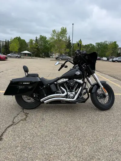 2012 Harley-Davidson FLS in excellent condition and ready for the road with only 19,198 km on the od...