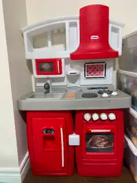Little Tikes play kitchen for kids