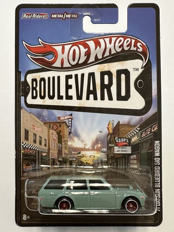 Hot Wheels 2012 Boulevard '71 Datsun Bluebird 510 Wagon in Toys & Games in Brockville