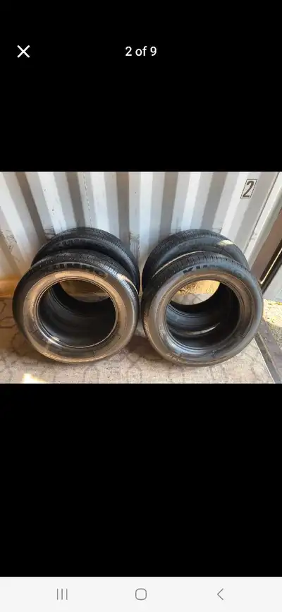 Set of 4 KUMHO all season tires (225 65 17)