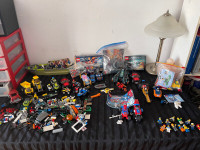 LEGO COLLECTION, LOT, CARS TRUCKS, SHIP, LOTS OF MINIFIGURES,
