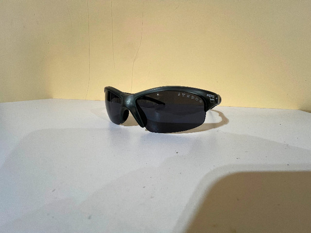 Men’s Sundog Sunglasses in Men's in St. Catharines - Image 3