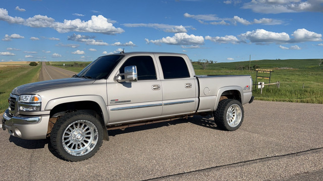 GMC Duramax in Cars & Trucks in Red Deer - Image 3
