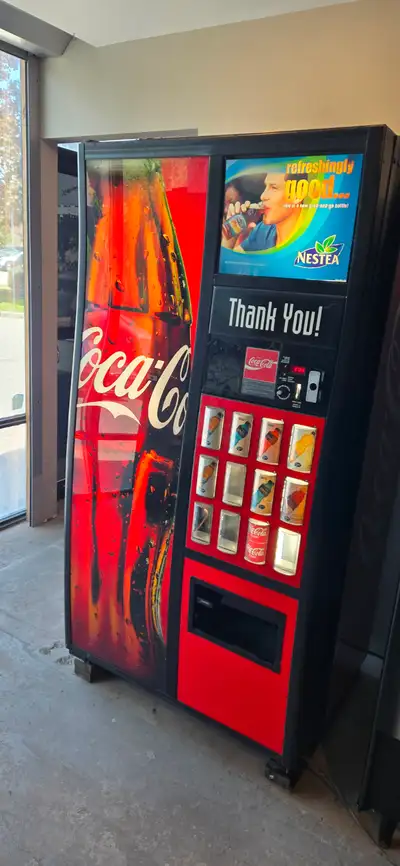 Royal G3 - 12 Selection drink/bottle machine. Comes with Coin Mech. Card Reader Capable machine. New...