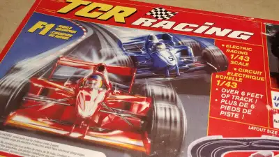 Circuit De Course F1 TCR IDÉAL – Jacques Villeneuve – Vintage – Occasion
