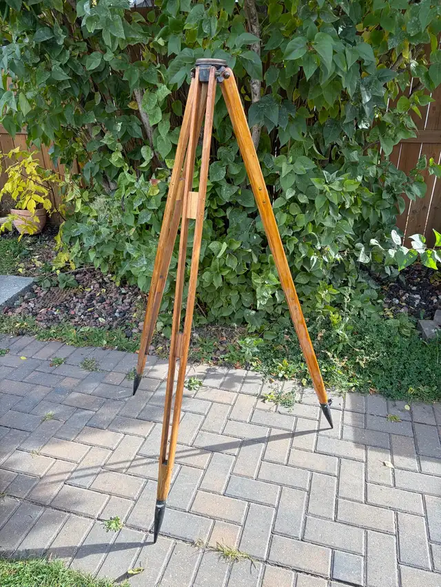 Early 1900 Surveying Tripod  in Arts & Collectibles in Calgary - Image 2