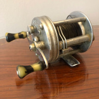 3 Antique Fishing Reels. Cash pickup - sporting goods - by owner