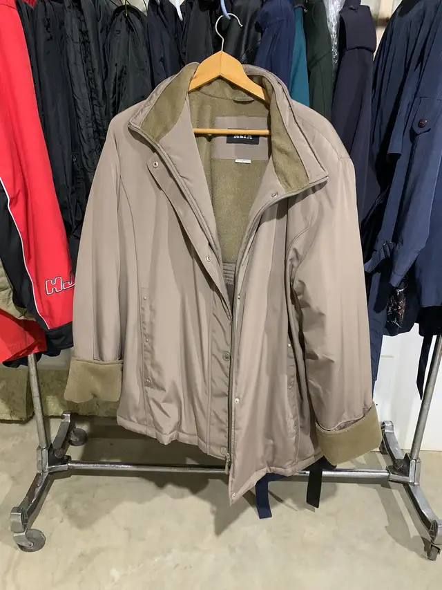 Women’s winter jackets in Women's - Tops & Outerwear in Chatham-Kent - Image 2