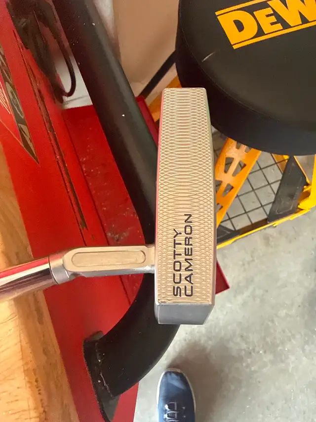 Titleist Scotty custom made putter from Callaway539802468479160324