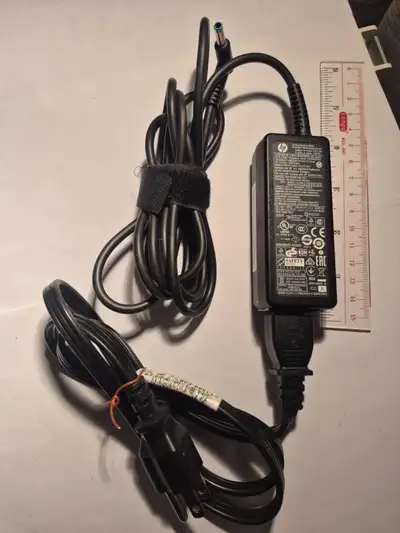 Adaptateur 110VAC à 19.5VDC 2.31A 45W (HP #740015-003 AC Adapter, View more