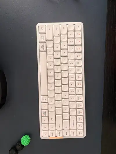 I am selling my Lofree Flow mechanical keyboard, a premium, ultra-slim wireless keyboard that offers...