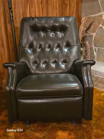 RECLINER CHAIR, View more