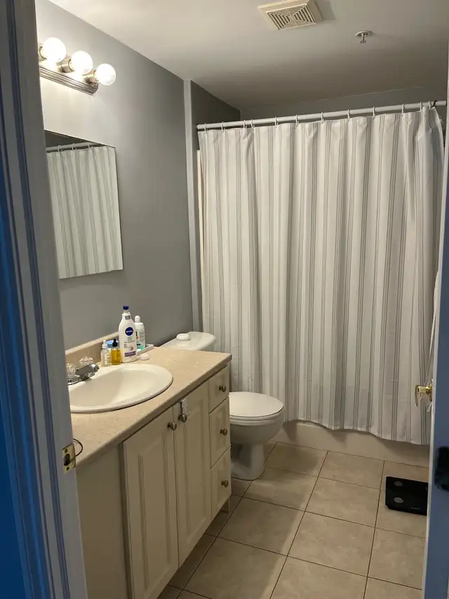 A private room for rent in Room Rentals & Roommates in City of Halifax - Image 7