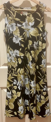 Hilo Hattie Sun Dress, Made in Indonesia, Floral Print, Medium