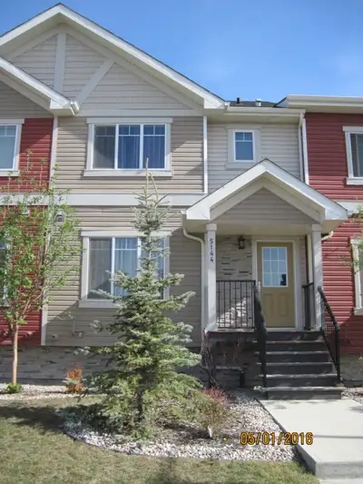 Townhouse in SW Edmonton for Rent