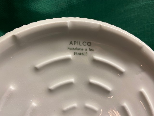 Vintage Apilco France Baking Set: Baking Dish & 8 Ramekins in Kitchen & Dining Wares in Hamilton - Image 2