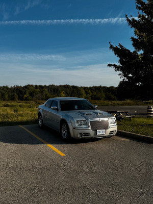 2005 Chrysler 300 C Hemi