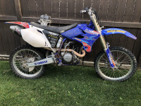 Parting Out 2x 2004 Yamaha YZ250F Parts Bike 