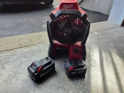Milwaukee M18 Jobsite Fan + XC8.0 & XC5.0 Batteries, View more